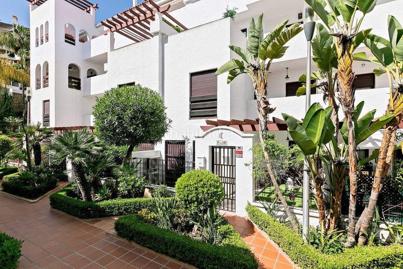 Foto 29a7ce17-026b-4c2c-bf6f-37fb083c2f1d. Apartament a calle el califa 16a a Nueva Andalucía centro Marbella