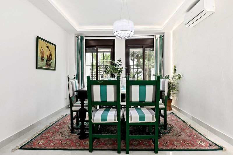 Foto b60e8d9c-75a9-4083-b3f7-656f3d4252ed. Apartament a calle el califa 16a a Nueva Andalucía centro Marbella