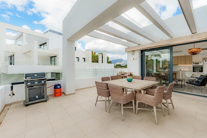 Foto 7d3cdd01-eb28-4273-bfc8-ebafff616ab2. Apartament a calle pico alcazaba 12 a Benatalaya Estepona