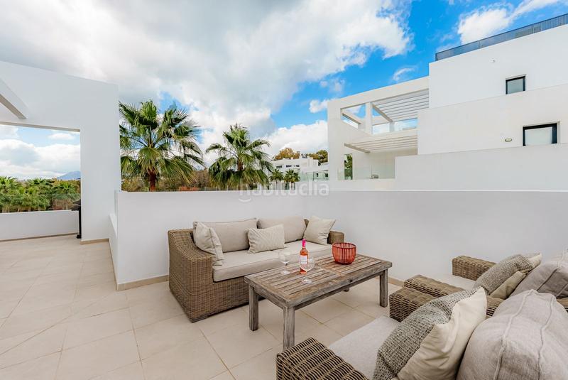 Foto c1e96d5c-51fa-46b1-b373-f1eee16b9b99. Apartament a calle pico alcazaba 12 a Benatalaya Estepona