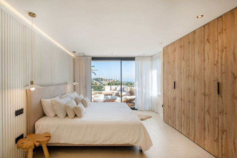 Foto 0df53fa0-9320-4ba5-b20c-4c229227ca73. Apartament amb xemeneia piscina a La Dama de Noche - La Alzambra Marbella