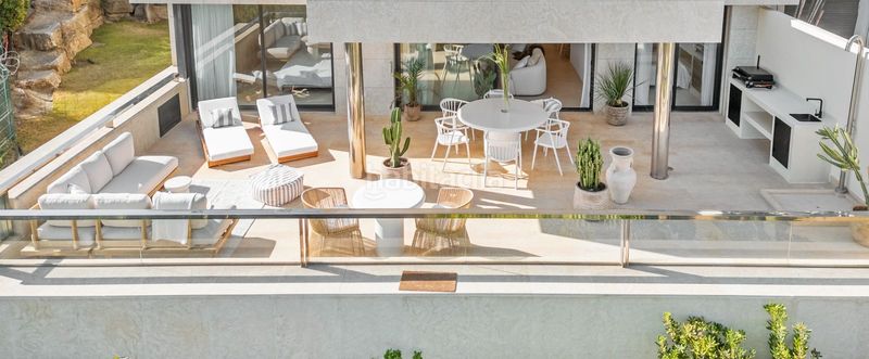 Foto 6c224157-7863-47c7-ade9-ff69b6704209. Apartament amb xemeneia piscina a La Dama de Noche - La Alzambra Marbella