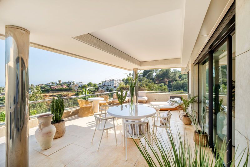 Foto 970cbeaa-d833-4b86-9eab-06b9e9eb09f5. Apartament amb xemeneia piscina a La Dama de Noche - La Alzambra Marbella