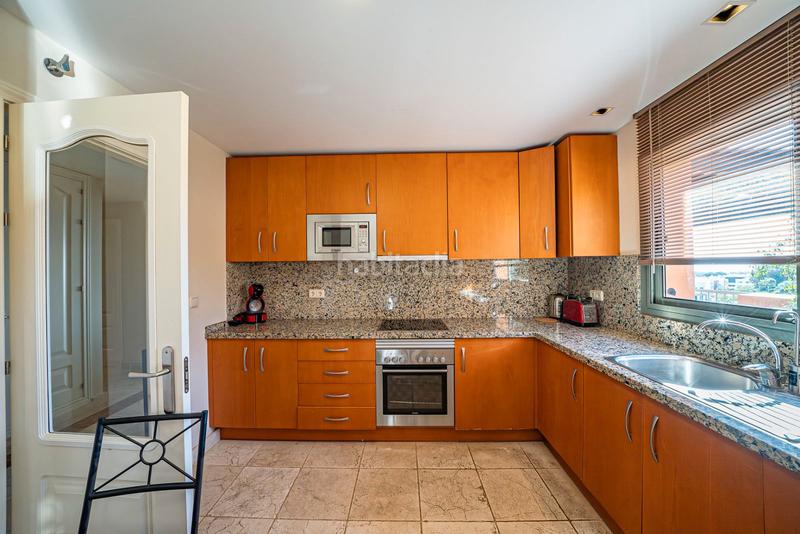 Foto 33a544d5-b071-4298-885e-78f3b169be21. Appartement dans calle pico alcazaba 2pm dans Benatalaya Estepona