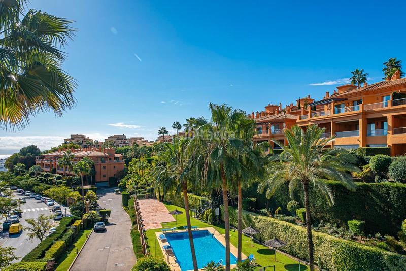 Foto 6daed10c-6407-4500-97b1-9da4275802e0. Appartement dans calle pico alcazaba 2pm dans Benatalaya Estepona