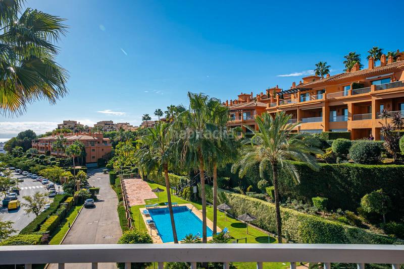 Foto 89fefc6f-59a1-427f-956a-7d38218d94c8. Appartement dans calle pico alcazaba 2pm dans Benatalaya Estepona