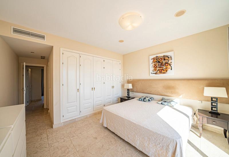 Foto bfc2c322-963e-41e3-bfa6-063c320d4967. Appartement dans calle pico alcazaba 2pm dans Benatalaya Estepona