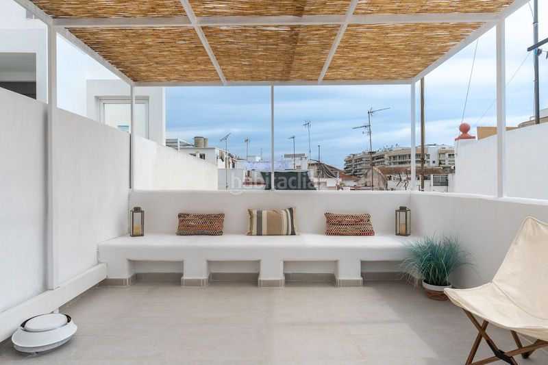 Foto c5d95c17-205b-45d0-bd7f-5febe3796548. Xalet amb xemeneia a Casco Antiguo Marbella