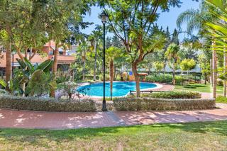 Duplex à Avenida conde rudi 4