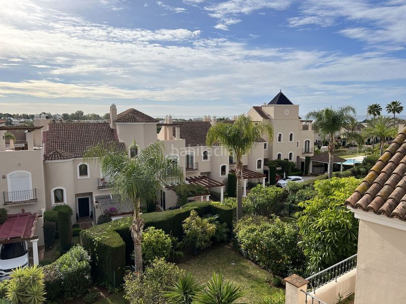 Foto 4858890c-0918-4043-a875-33898b70c507. Casa a schiera con piscina in Cancelada Estepona
