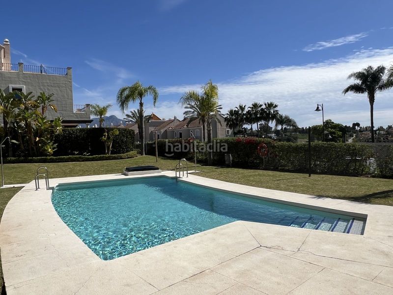 Foto 54d0a218-2e7f-4bda-bb08-5d35256bba97. Casa a schiera con piscina in Cancelada Estepona