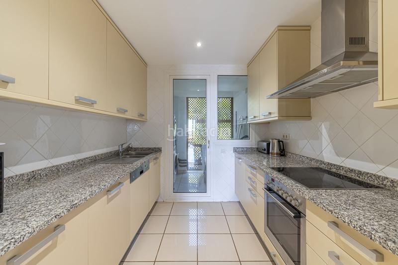 Foto e25ece13-b54d-4a6f-96de-1f026bef0154. Apartment with pool in Paraiso - Barronal Estepona