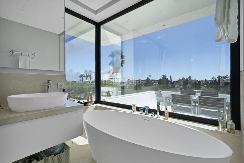 Foto ba4eeacb-2410-45d1-b536-ee56a8cdc5db. Casa a urbanización zarza del paraíso 4 a Paraiso - Barronal Estepona