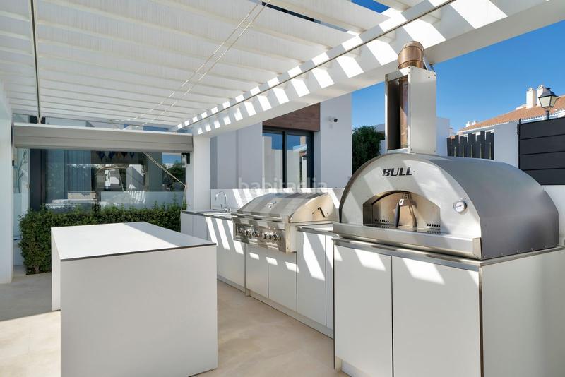 Foto ed0f682d-d873-40d9-887e-3bb9e3f1113a. Maison dans urbanización zarza del paraíso 4 dans Paraiso - Barronal Estepona