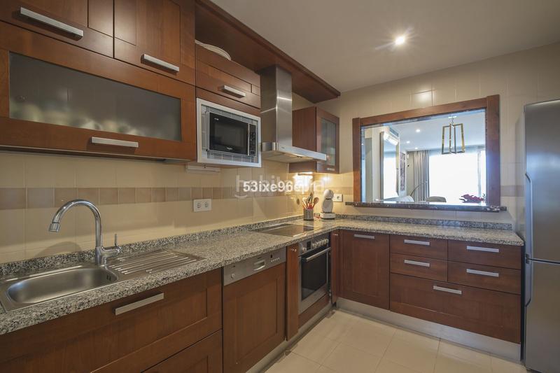 Foto dd3b5931-cfc1-42fc-8f3c-eba56e94873d. Apartment in calle roma 3 in La Alquería Benahavís