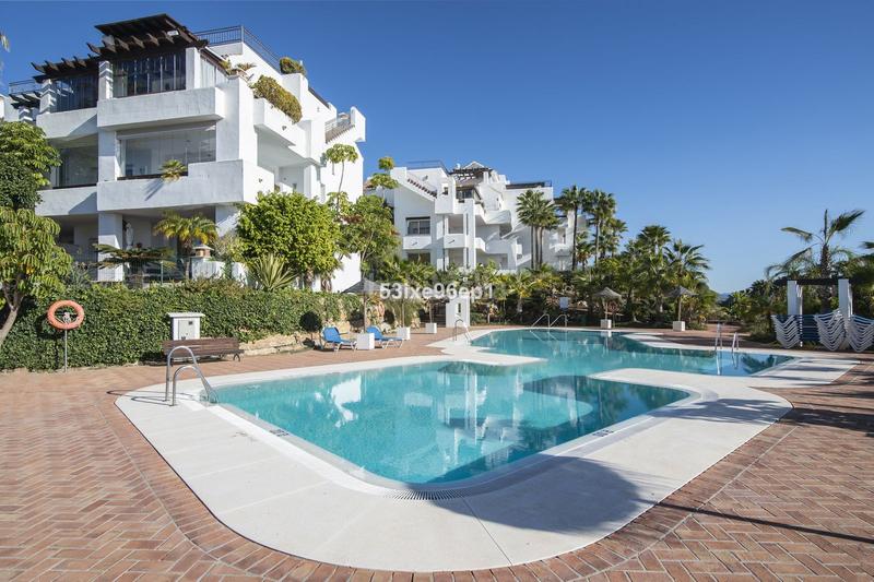 Foto a674dc0d-fbcb-4af3-9de8-2cc1a8111286. Appartement dans calle roma 3 dans La Alquería Benahavís