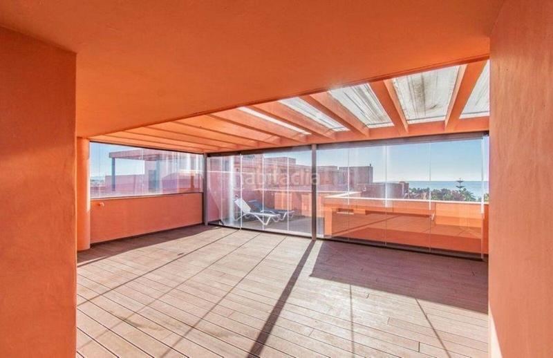 Foto 91d6ace7-e1ff-456a-b76f-c192fb77e714. Appartement mit parking pool in Parque Central Estepona