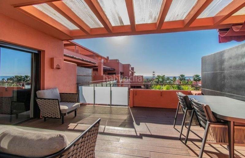 Foto bc4695c3-3242-4da5-b426-af1c2152d9df. Appartement mit parking pool in Parque Central Estepona