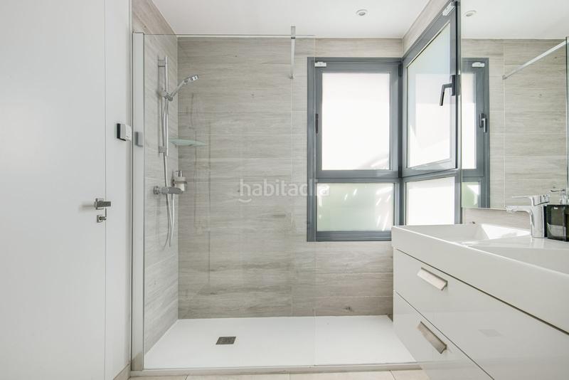 Foto 5265ecbd-d058-4151-a5c8-fc6260d63401. Apartament a calle eslovenia 5 a Huerta Nueva Estepona