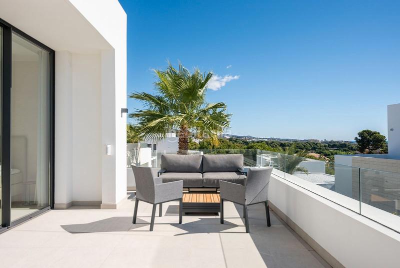 Foto 0a04b958-5f70-42f5-b6c2-db3bb2572aa5. Chalet in diseminado poligono 25 30 in Guadalmina Alta Marbella