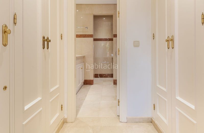 Foto c6d20db9-4587-4890-81fc-dddb76b8d3e1. Apartamento en n/a en Parque Central Estepona