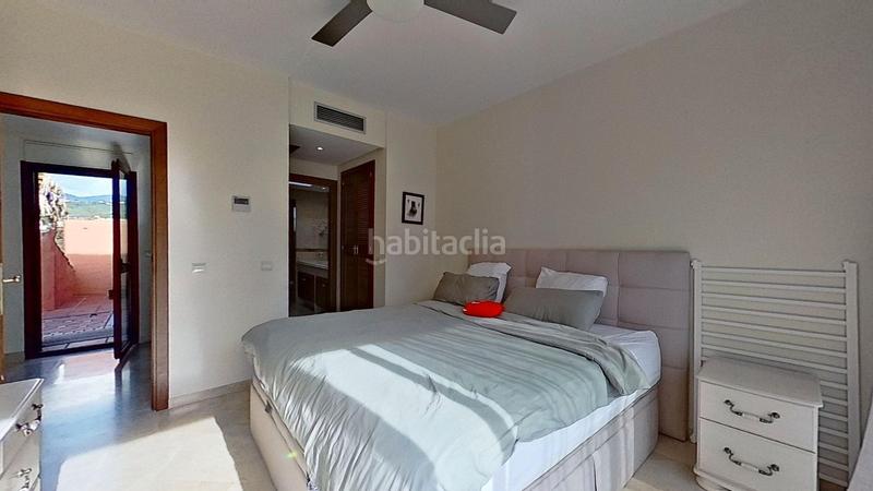 Foto f27892d1-e4c3-46c6-ae37-d3365e2a2290. Ático en urbanizacion alicate playa 1 en Las Chapas - Alicate Playa Marbella