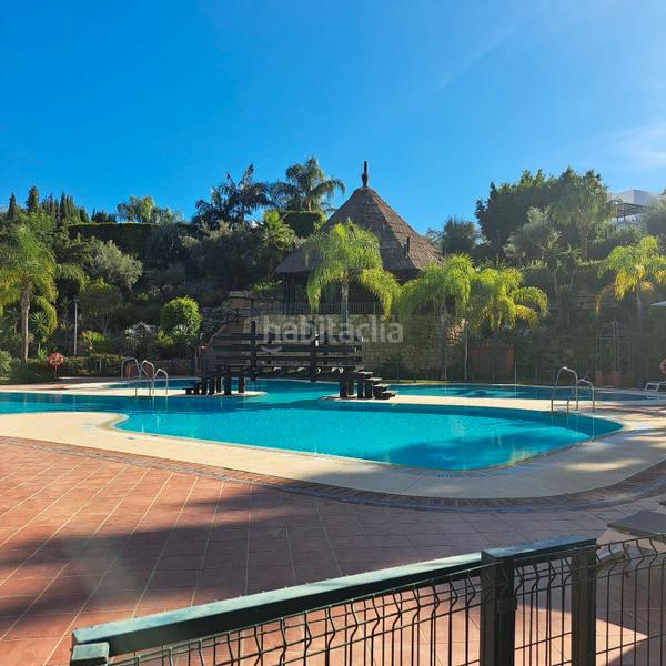 Foto ec6b8f7d-2dad-4dcb-b132-e4ae38581dd0. Apartment in calle alminar 5 - d 28 in Las Brisas Marbella