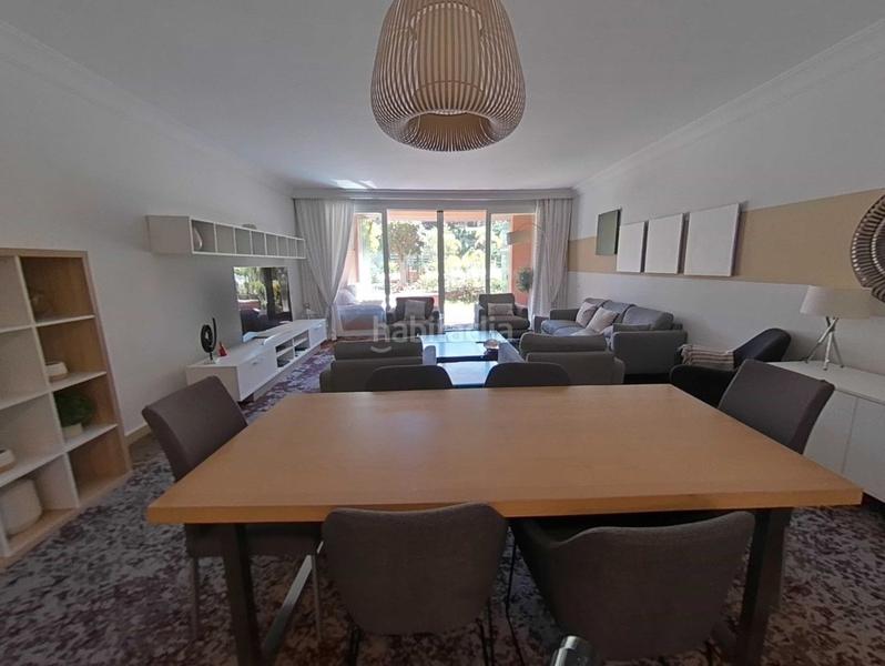 Foto 4111b3b4-2185-428f-b426-594582716349. Appartement dans calle alminar 5 - d 28 dans Las Brisas Marbella