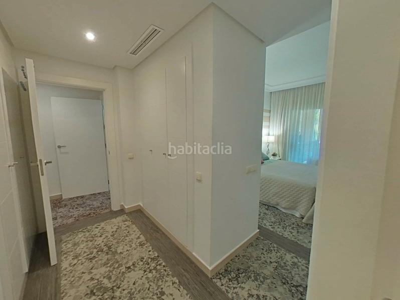 Foto 90892b00-1a93-4bf1-b9e1-0105f63bf792. Appartement dans calle alminar 5 - d 28 dans Las Brisas Marbella