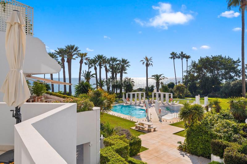 Foto ec5a9505-275e-46b0-853e-384e211f4af7. Apartamento en urbanización andalucía beach 168 en Estepona