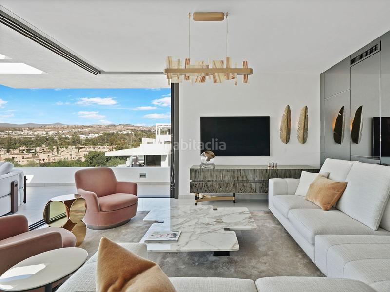 Foto 536e2280-fa45-48a5-8935-65d81296697d. Apartment in n/a in Parque Central Estepona