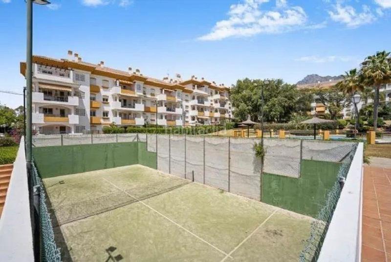 Foto e352ebf7-7b2d-435e-be73-77fa5d879ef3. Apartament a calle cutar 115 a La Carolina - Guadalpín Marbella