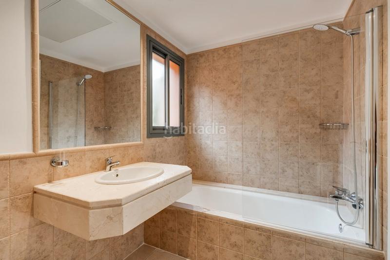 Foto ce9f0b88-0d9c-45e2-8cbf-6dd3637c2e9e. Piccolo appartamento in calle pico alcazaba 21 in Estepona
