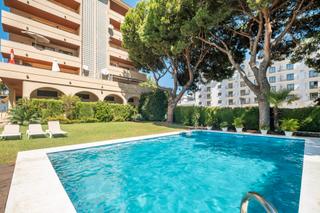 Apartament a Calle azahar 12t