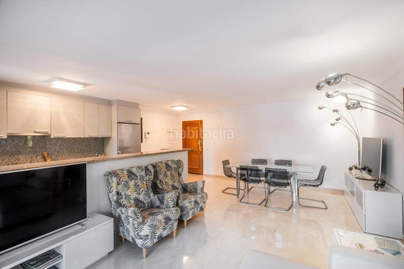 Foto a0dfe3c5-d6b7-4221-8fa9-13e77f023f48. Appartement dans calle azahar 12t dans Nueva Andalucía centro Marbella