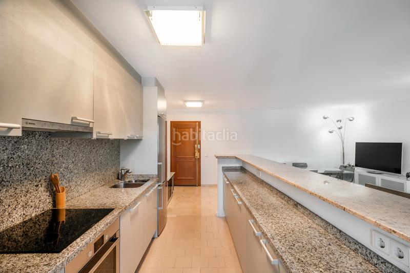 Foto b9730222-5430-42a1-a501-85df90b6106e. Appartement in calle azahar 12t in Nueva Andalucía centro Marbella