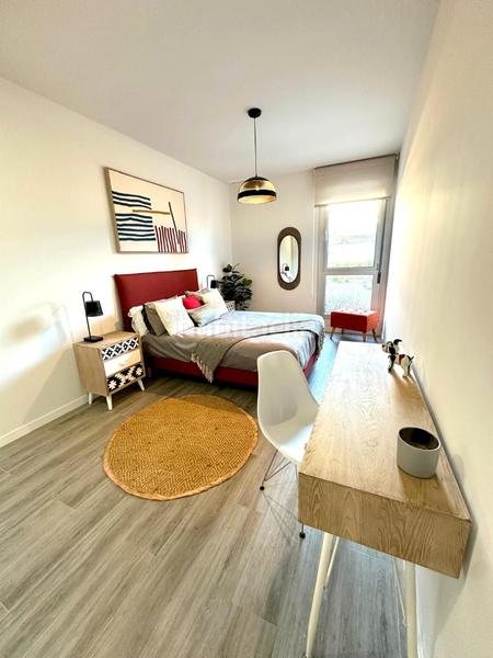Foto 176e80f6-ad59-4fcf-a945-db176810e6b9. Apartamento en calle los arcos 25 en Cancelada Estepona