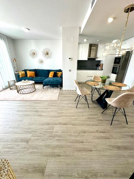 Foto cb444d2f-7342-45ce-be49-3d0f6e03008b. Apartamento en calle los arcos 25 en Cancelada Estepona
