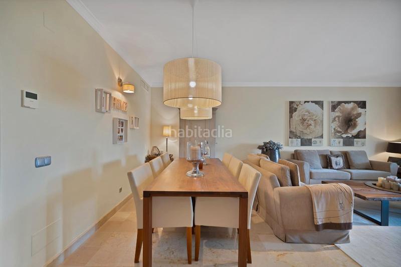 Foto 041a3c23-264b-4448-8135-cd219800db7f. Apartament a calle pico alcazaba 15 a Benatalaya Estepona