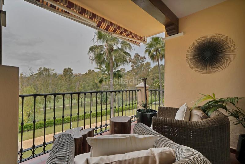 Foto 4b5a0d79-7da9-4c95-b641-a0889cdbadf1. Apartament a calle pico alcazaba 15 a Benatalaya Estepona
