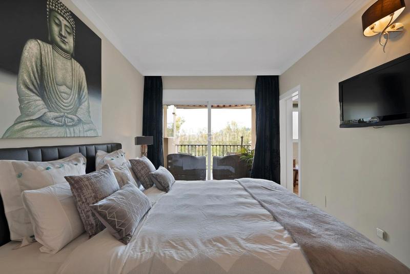 Foto 57637324-6612-419d-8710-e52a770d103b. Apartament a calle pico alcazaba 15 a Benatalaya Estepona