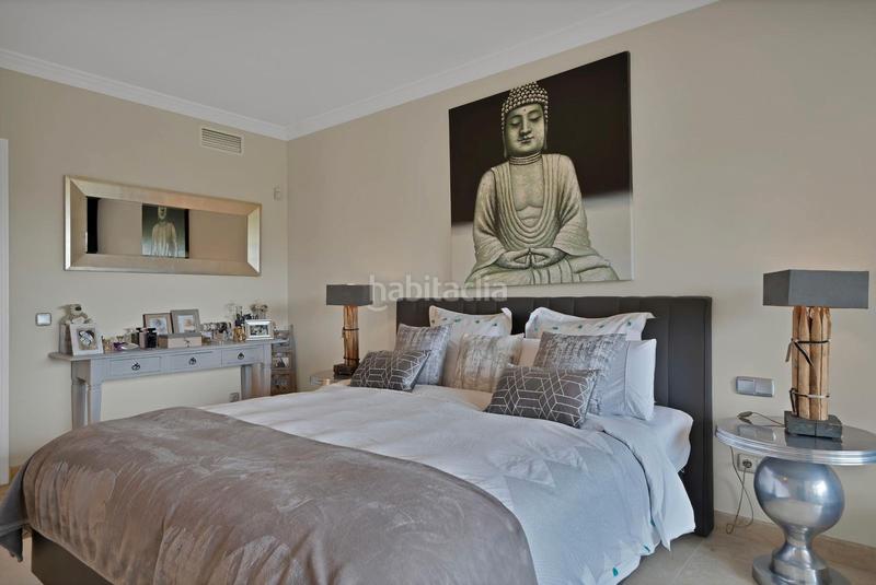 Foto 6075b817-a6f0-4dbb-89ad-63049a0b9c20. Apartament a calle pico alcazaba 15 a Benatalaya Estepona
