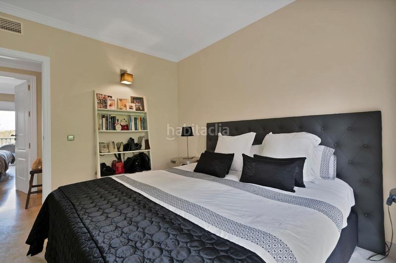 Foto 6a9d44ae-3552-43ef-ad99-fbaf0872e147. Apartament a calle pico alcazaba 15 a Benatalaya Estepona