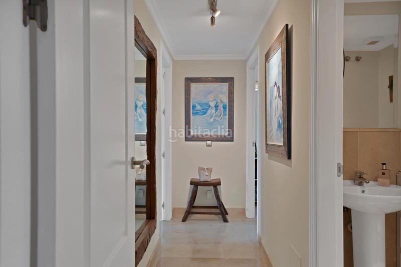 Foto a0e390dd-495a-43f0-953c-91401ed2db3c. Apartament a calle pico alcazaba 15 a Benatalaya Estepona