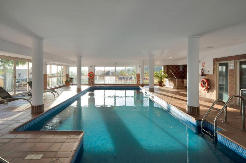 Foto e4cc1573-2bd0-4ab3-b89f-e8c965e45935. Apartament a calle pico alcazaba 15 a Benatalaya Estepona