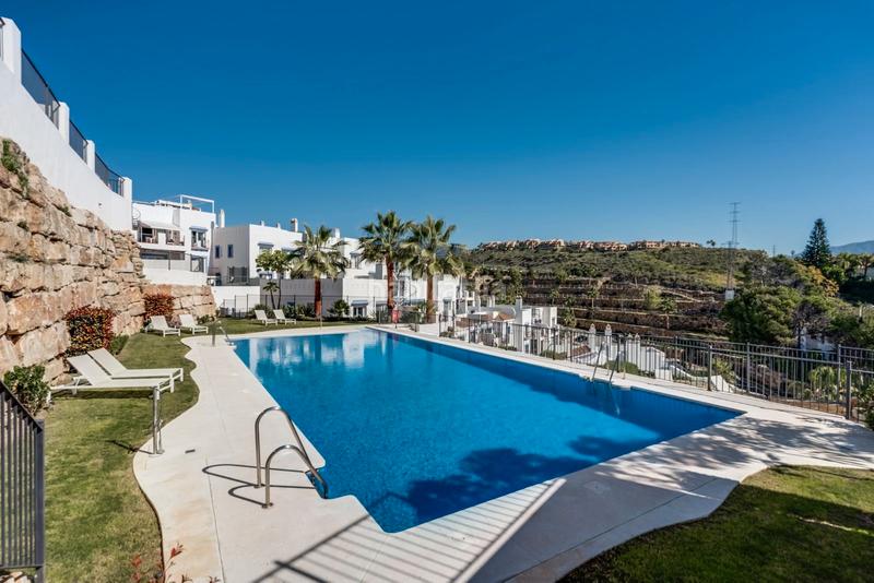 Foto 4b821f55-9f41-4e27-8570-de2cae792725. Appartement dans calle el algarrobo 10 dans Benahavís pueblo Benahavís