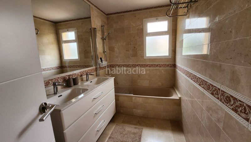 Foto 792c1253-1f1e-4830-a7f6-d7507edd68e1. Apartament a calle pléyades 24 a Los Naranjos Marbella