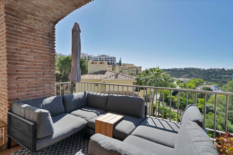 Foto ade0678c-271e-49cb-b3e8-d2b40a3dfecb. Apartament a calle la pacheca alta 22 a Benahavís pueblo Benahavís