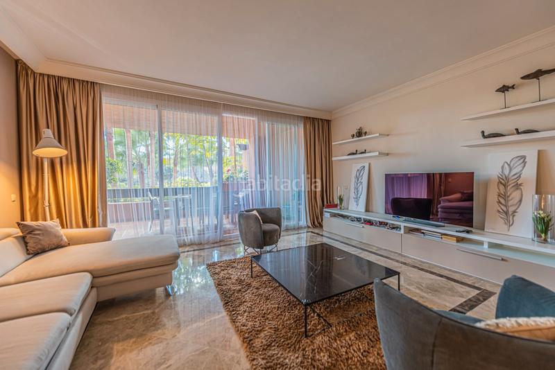 Foto b1255ded-4a98-425b-8959-da2e21396310. Apartamento en calle osa mayor 62 en Los Naranjos Marbella