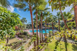 Apartment in Calle osa mayor 62